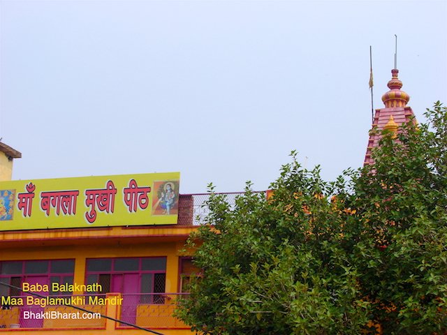 Full outer view of the temple Full outer view of the temple