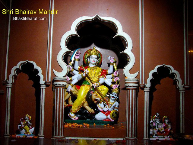 Veena Vadini Maa Saraswati, large swarup Mahisasur Mardini Maa and Shri Gaurishankar are blassing from the left side.