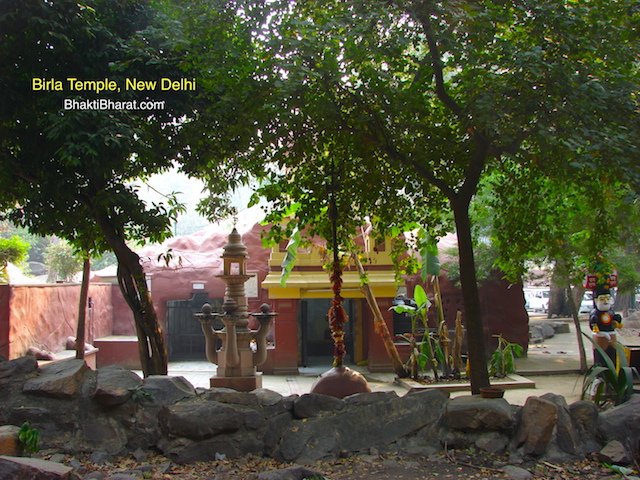 Shiv dham with two sided entry, first entry gate Shiv dham with two sided entry, first entry gate