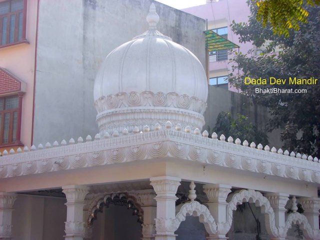 Temple Prabandhak Sabha preserved a Holy Rama Setu(राम सेतु) stone from Rameswaram island to public darshan and devotees pray this stone. Temple Prabandhak Sabha preserved a Holy Rama Setu(राम सेतु) stone from Rameswaram island to public darshan and devotees pray this stone.