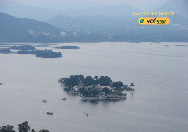 Jagmandir view from temple Jagmandir view from temple