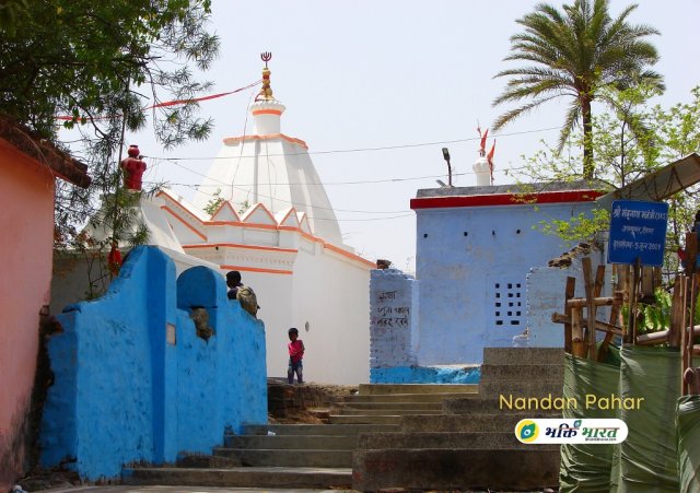 Entry Stairs Towards Temple Entry Stairs Towards Temple