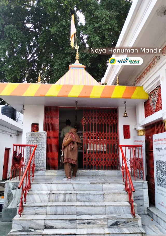 मंदिर के मुख्य परिसर के अंदर का शिव मंदिर