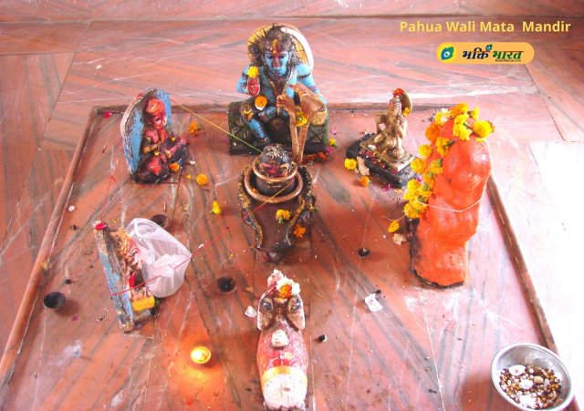 Shiv Dham - Shivling with Gan