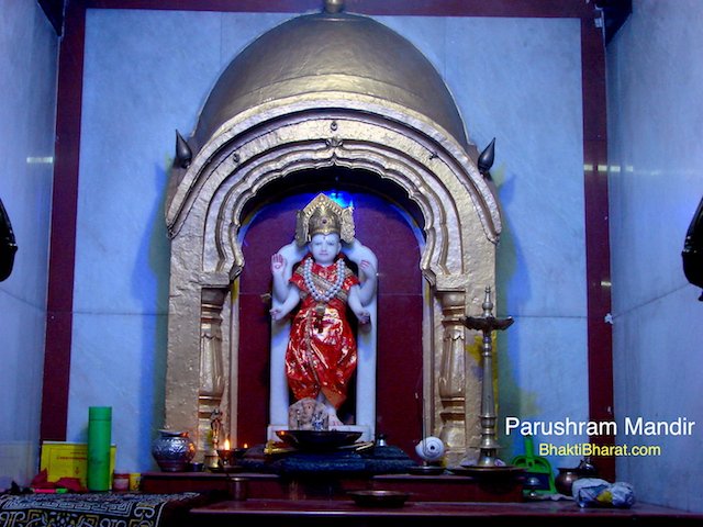 Close-up Primary Murti of Baal Parshuram