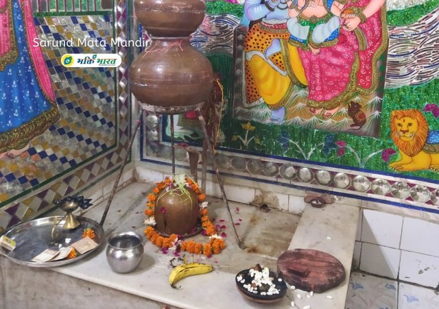 Shivling with Gan Shivling with Gan