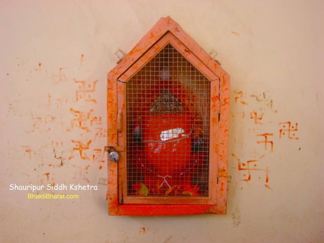 Main Shikhar of Bateshwar Jain Mandir / Temple