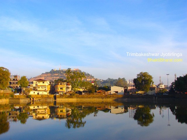 त्र्यंबकेश्वर ज्योतिर्लिंग त्र्यंबकेश्वर ज्योतिर्लिंग