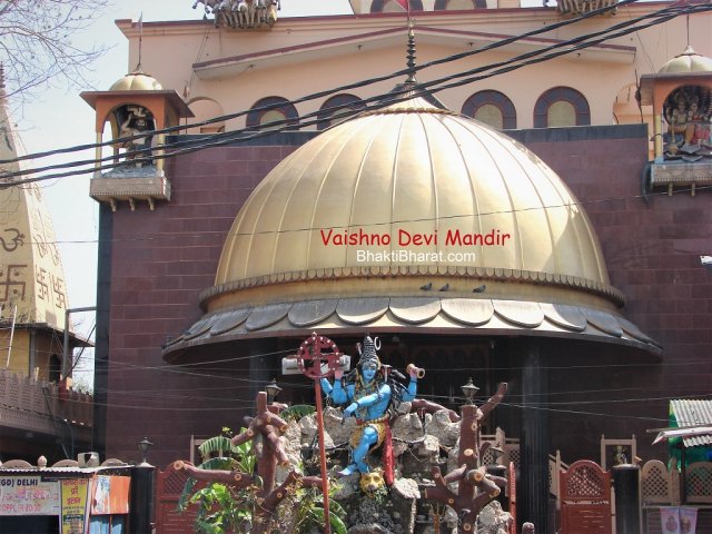 The front view: a half circled look of shikhar, Shri Ganesh at the very top, two sided Shri Surya Dev with white horses, a view of Shri Krishna Janm with his father Shri Vasudev, Shri Narayan Lakshmi with Sheshnag and Left Shri Shani Dham. The front view: a half circled look of shikhar, Shri Ganesh at the very top, two sided Shri Surya Dev with white horses, a view of Shri Krishna Janm with his father Shri Vasudev, Shri Narayan Lakshmi with Sheshnag and Left Shri Shani Dham.